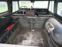 Landrover jeep oldtimer - afbeelding 6 van  16