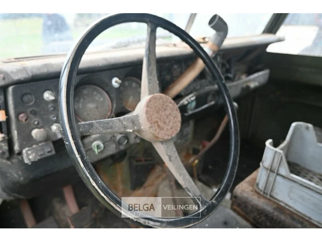 Landrover jeep oldtimer - afbeelding 8 van  16