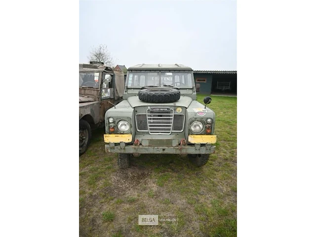 Landrover jeep oldtimer - afbeelding 16 van  16