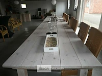 Lange houten tafel met stoelen - afbeelding 5 van  8