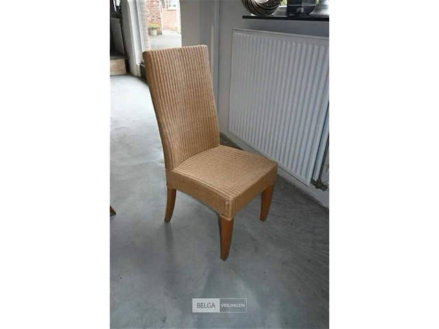 Lange houten tafel met stoelen - afbeelding 6 van  8