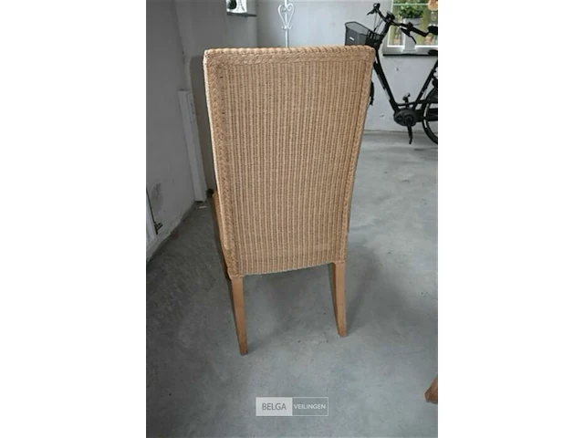 Lange houten tafel met stoelen - afbeelding 8 van  8