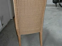 Lange houten tafel met stoelen - afbeelding 8 van  8