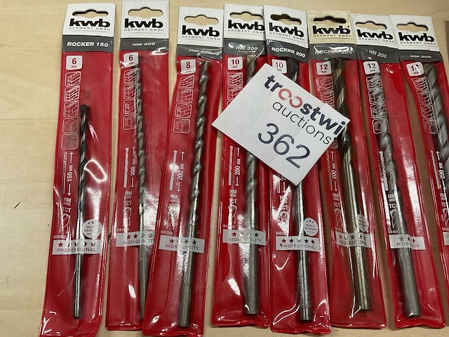 Lange steen boren - afbeelding 2 van  7