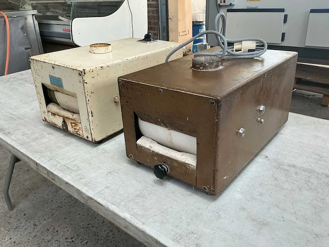 Langsteekmachine (2x) - afbeelding 1 van  3