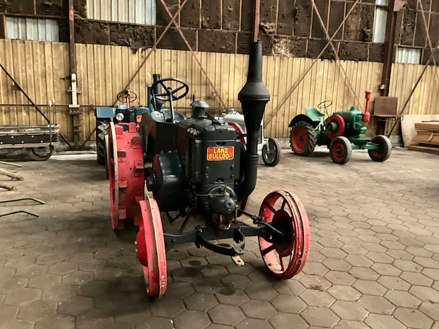 Lanz-bulldog oldtimer tractor - afbeelding 7 van  14