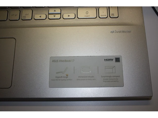 Laptop asus sonic master met lader , muis eminent (68) - afbeelding 3 van  5