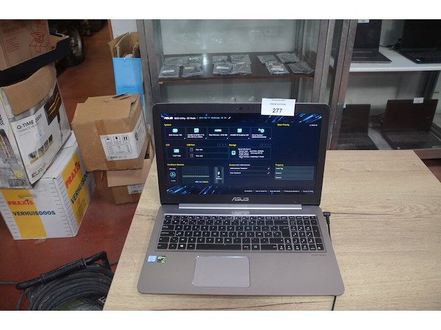 Laptop asus ux510u intelcore i7 met lader (b397) - afbeelding 1 van  9