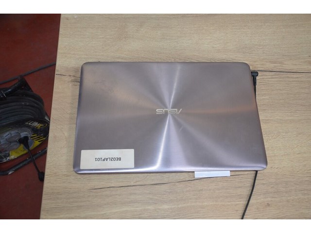 Laptop asus ux510u intelcore i7 met lader (b397) - afbeelding 8 van  9