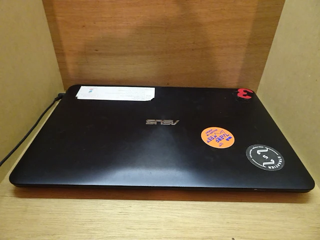 Laptop asus - afbeelding 1 van  5