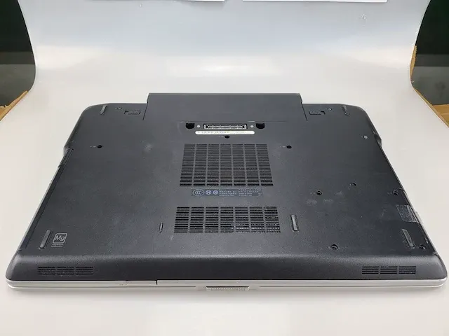 Laptop dell latitude e6520 - afbeelding 4 van  4