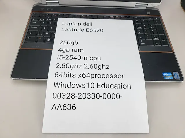 Laptop dell latitude e6520 - afbeelding 3 van  4