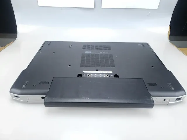 Laptop dell latitude e6530 - afbeelding 4 van  4