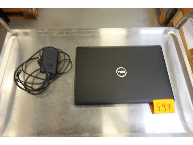 Laptop dell - afbeelding 1 van  3