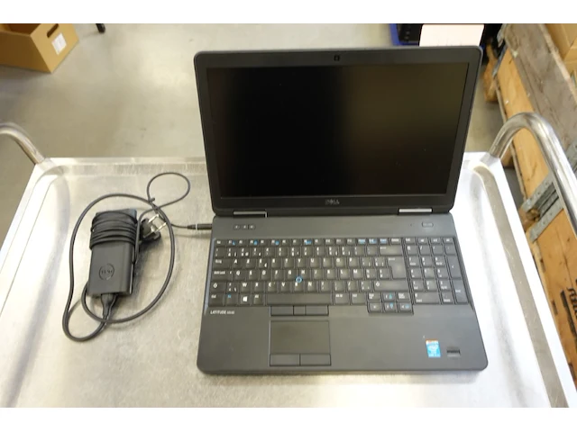 Laptop dell - afbeelding 2 van  3