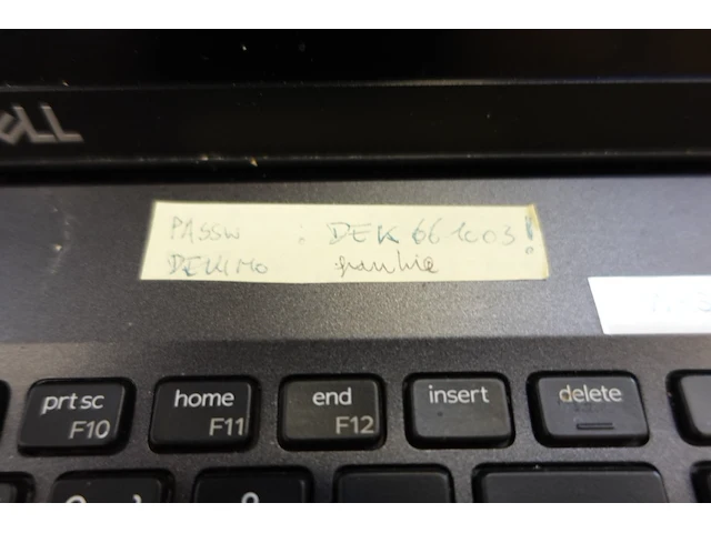 Laptop dell - afbeelding 4 van  5