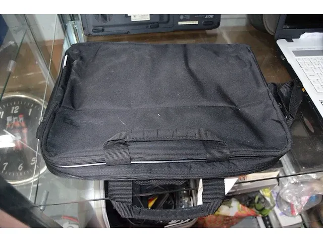 Laptop ecafe hercules ec-1000w-h160g/iabel zonder lader, laptop acer aspire 7520 met lader en draagtas, laptop acer aspire 3690 met muis , lader en draagtas - afbeelding 8 van  15