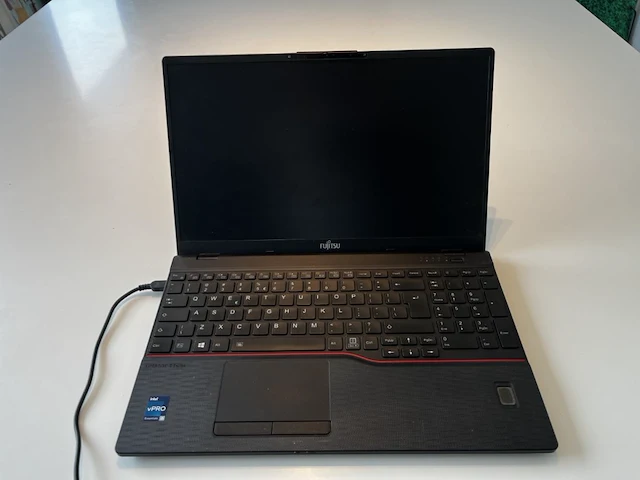 Laptop fujitsu - afbeelding 2 van  6
