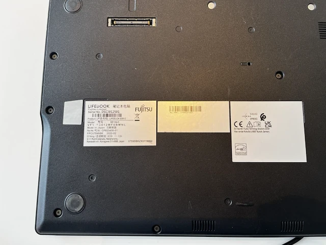 Laptop fujitsu - afbeelding 6 van  6