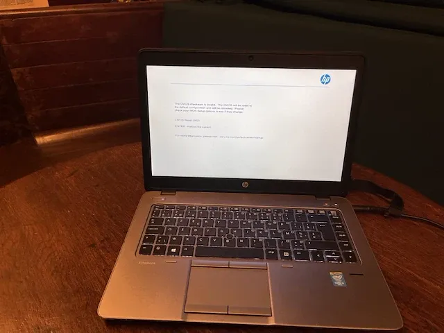 Laptop hp elitebook 840 g1 - afbeelding 1 van  8