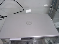 Laptop hp intel core i5 10th gen, model 17-by2045nb met lader (3) - afbeelding 7 van  7
