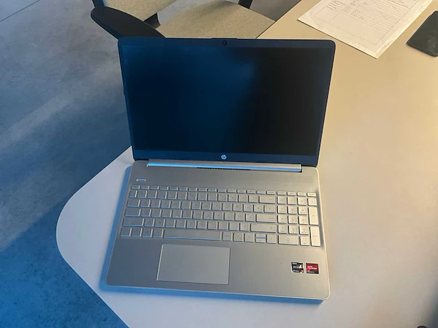 Laptop hp model 15s-eq2047nb - afbeelding 1 van  6