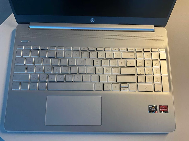 Laptop hp model 15s-eq2047nb - afbeelding 2 van  6