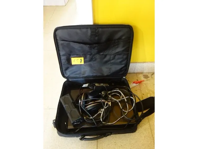 Laptop hp - afbeelding 1 van  3