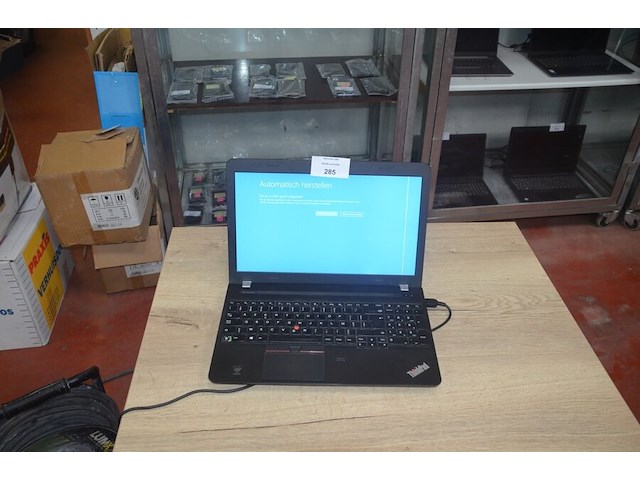 Laptop lenovo e550 intel core i5 met lader (b400) - afbeelding 1 van  7