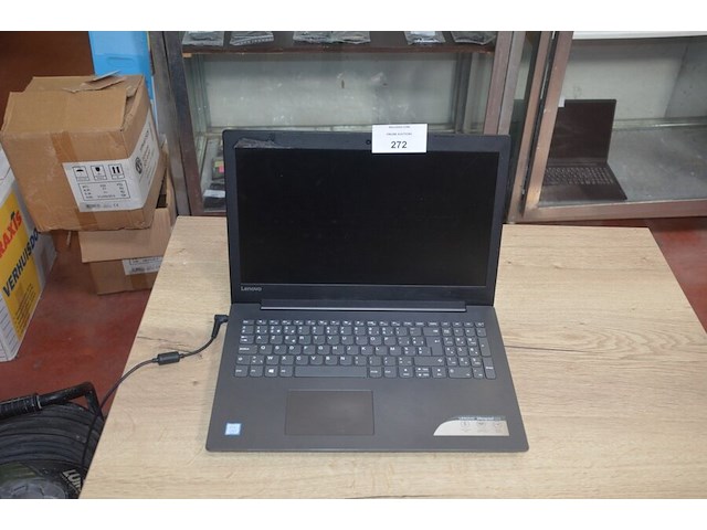 Laptop lenovo ideapad 320-15ikb intel core i5 met lader (b400) - afbeelding 1 van  8