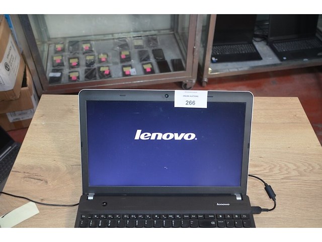 Laptop lenovo thinkpad e540 intel core i5 met lader (b400) - afbeelding 7 van  8