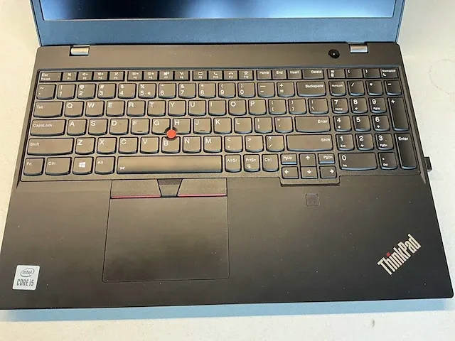 Laptop lenovo thinkpad l15 gen 1 - afbeelding 2 van  4