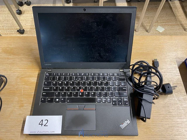 Laptop lenovo thinkpad - afbeelding 1 van  5