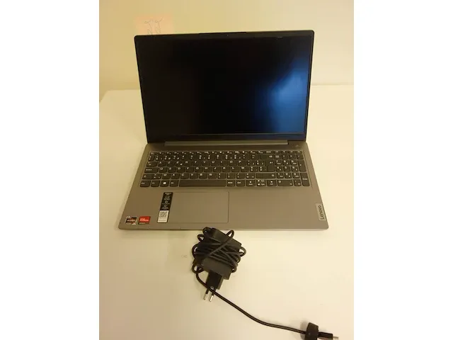 Laptop lenovo - afbeelding 1 van  4