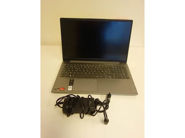 Laptop lenovo - afbeelding 1 van  4