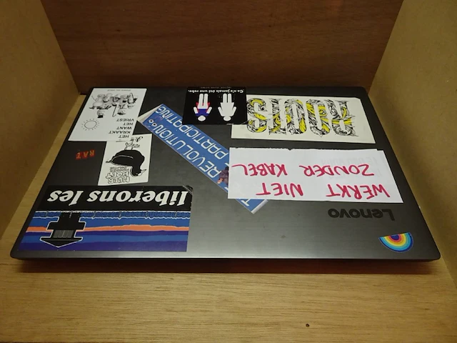 Laptop lenovo - afbeelding 1 van  5
