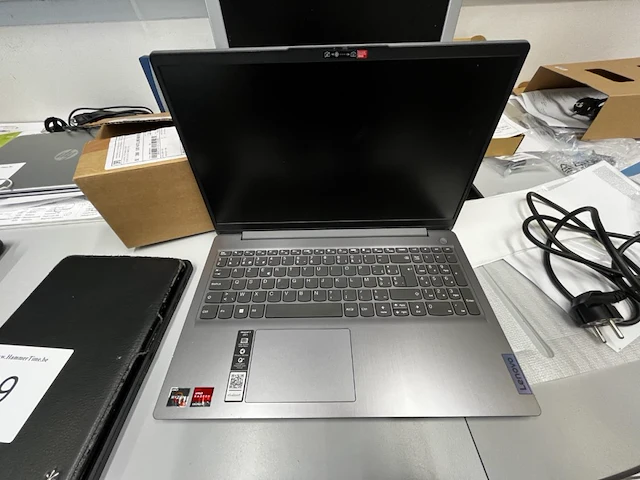 Laptop lenovo - afbeelding 2 van  5