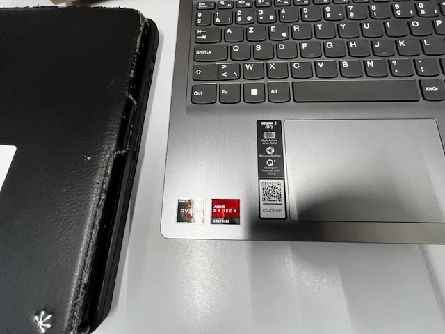 Laptop lenovo - afbeelding 3 van  5