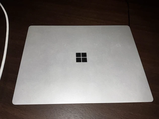 Laptop microsoft - afbeelding 4 van  6