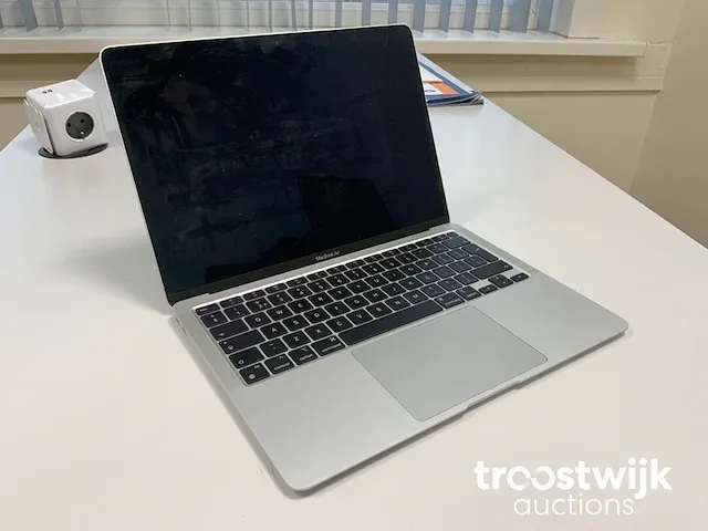 Laptop - afbeelding 1 van  5