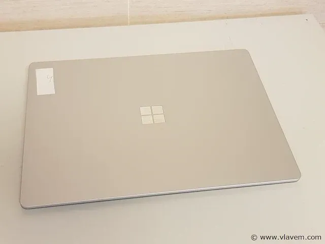 Laptop - afbeelding 1 van  4