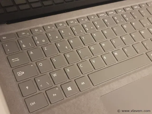 Laptop - afbeelding 3 van  4