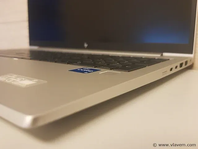 Laptop - afbeelding 5 van  5