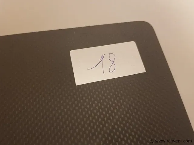 Laptop - afbeelding 1 van  6