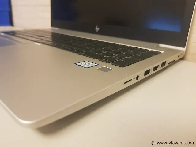 Laptop - afbeelding 4 van  4