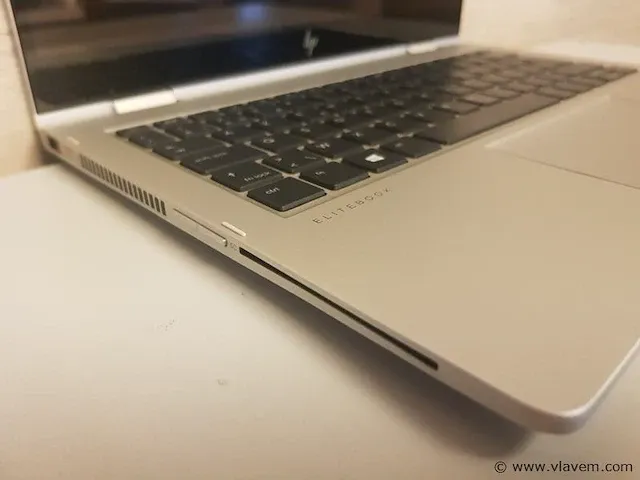 Laptop - afbeelding 4 van  5