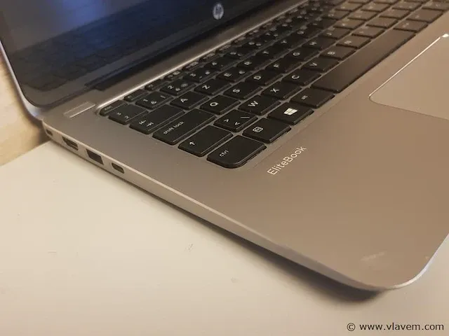 Laptop - afbeelding 4 van  5
