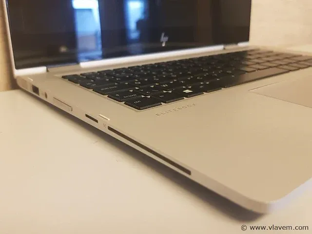 Laptop - afbeelding 5 van  5