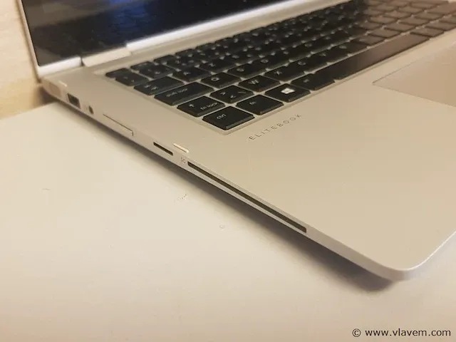 Laptop - afbeelding 4 van  5