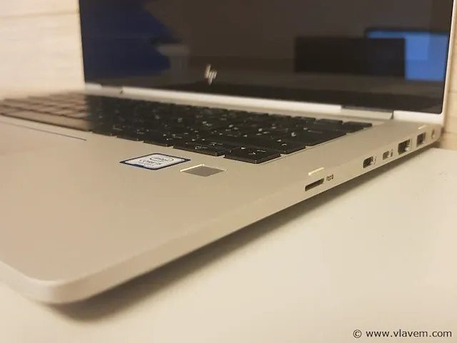 Laptop - afbeelding 5 van  5